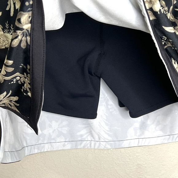 Tuckernuck Ojai Vine Black Beige Floral Pull-On Mini Skort Size Medium NEW - Picture 3 of 8